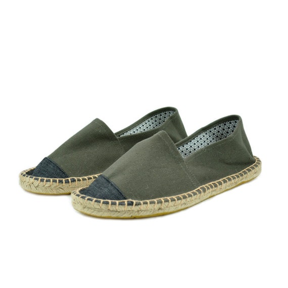 Lin chaussures sont faites de lin chaussures, qui sont constituées de chaussures en lin. | Online Store
Lin chaussures sont faites de lin chaussures, qui qui qui sont constituées de chaussures en lin. | Online Store
b00587
