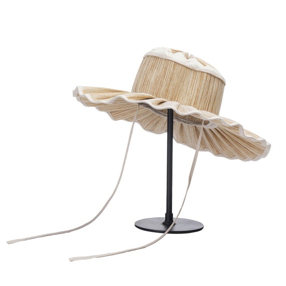New Collapsible Pleat Belt Strap Big Eaves Straw Hat Outdoor Beach Tourism  Sunscreen Shading Straw Hat Pleated Hat 