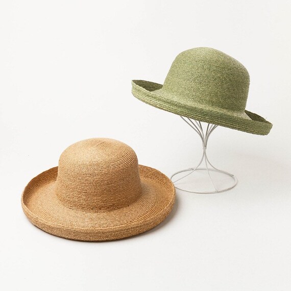 Curling Bows Adorn Large Eaves Raffia Straw Hats for Outdoor Travel and Sun-shade  Hats 