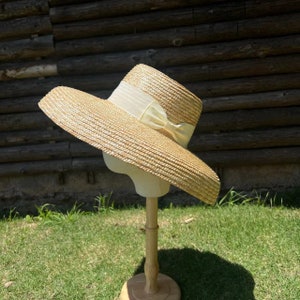 French vintage Hepburn elegant straw brim bell type basin hat shade straw hat