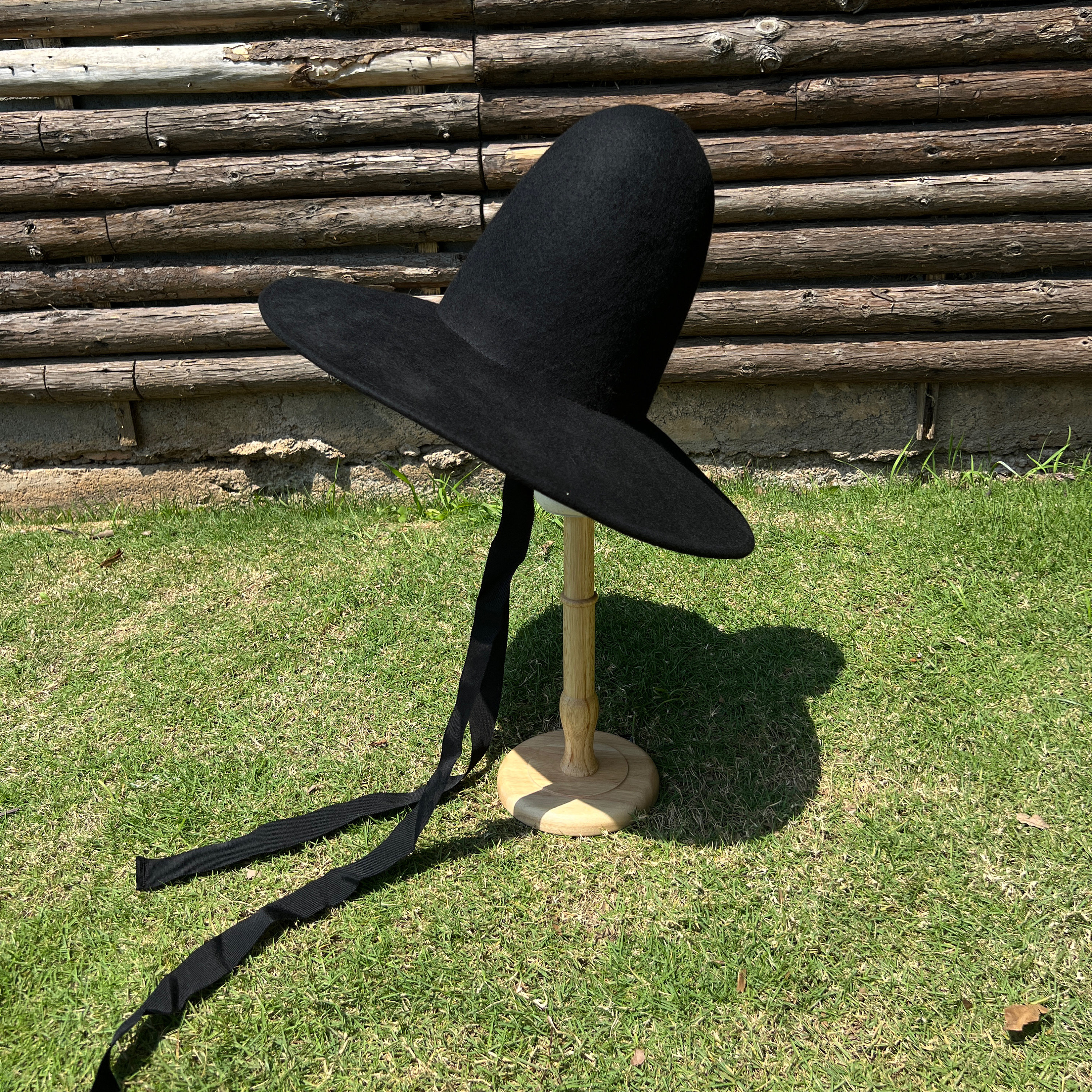High Top and Large Eaves Wool Felt Magic Hat Autumn and Winter Top