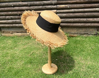 Hand braided raffia fringed ring flat top straw hat sun protection beach raffia straw hat