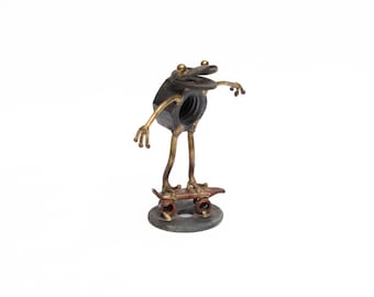 Vintage Arthur Ward Rustic Scrap Metal Frog on Skateboard Figurine – Nuts & Bolts Sculpture – Quirky Home Decor Gift