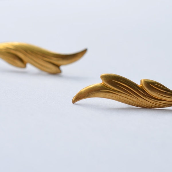 Golden Leaf Post Earrings, Fashion Leaves Jewelry, Antiqued Brass Earrings, Vintage Brass Earrings Studs