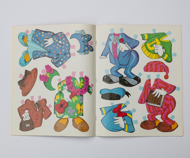 Vintage Daisy and Donald Paper Dolls Book (1986) by Whitman – Walt ...