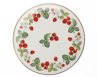 Royal Worcester 1994 Strawberries Cake Plate 11" Fine Bone China England Cottagecore Garden Tea Party