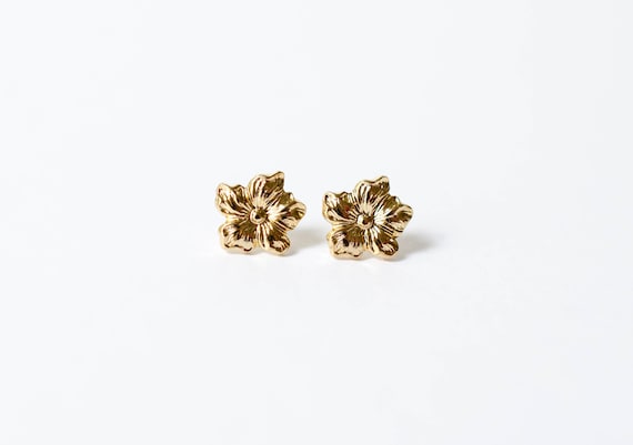 Vintage Golden Floral Post Earrings, Fashion Jewelry, Love, Studs, Gold Flower Stud Earrings