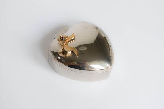 Vintage Silver Plated Heart Jewelry Box - Present… - image 4