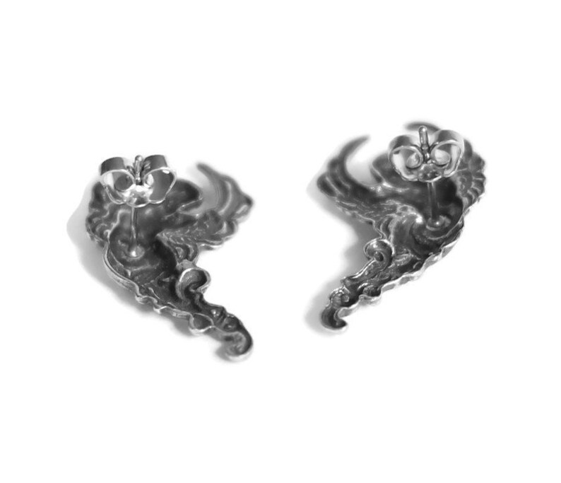 1pair--Cherub,Brass Stud Earrings B15-26 28x15mm Antique Silver