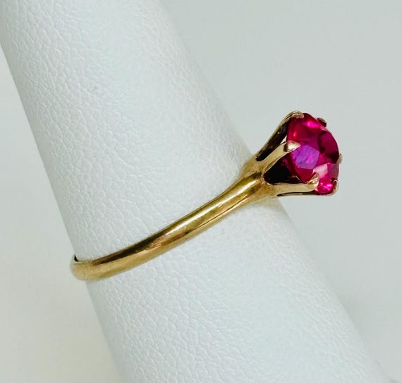 Edwardian 10k Yellow Gold Ruby Solitaire Ring , R… - image 2
