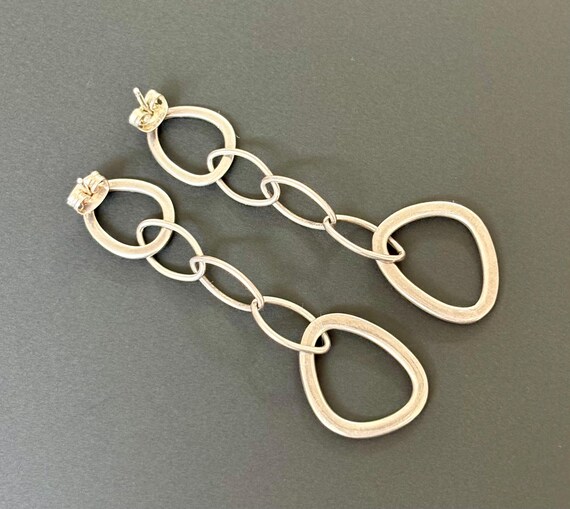 Post Modernist Sterling Silver Long Dangle Silver Abstract Hoop Link Earrings 1980s , 2 inch View 4