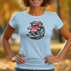 Camiseta Cool Pig Surfer, camiseta de surf de dibujos animados divertidos, camisa gráfica de playa de verano, olas de cerdo, diseño de animales de surf, top de ropa de playa