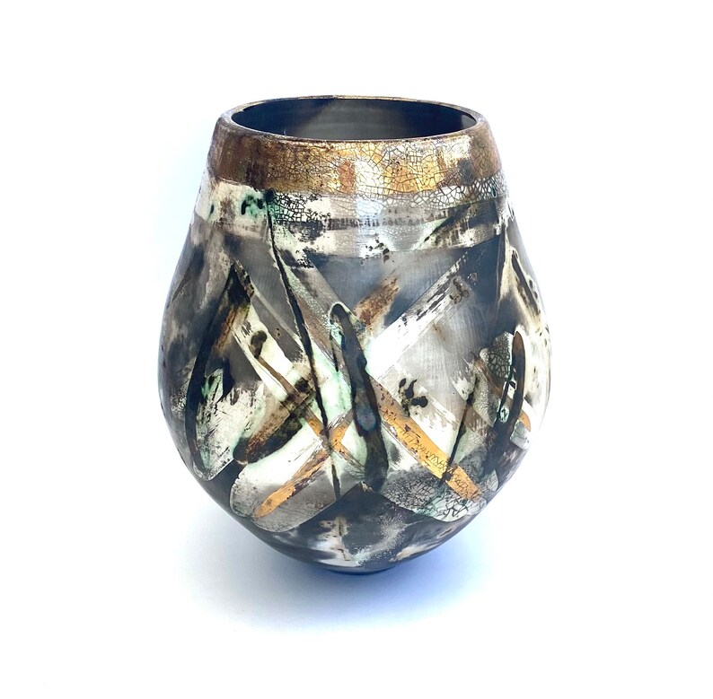 Pit-fired pot with gold. Thoughtful gift for a special friend. image 1