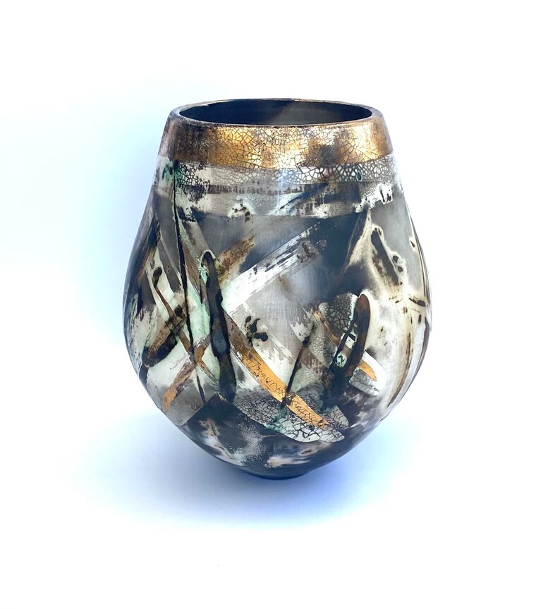 Pit-fired pot with gold. Thoughtful gift for a special friend. image 4