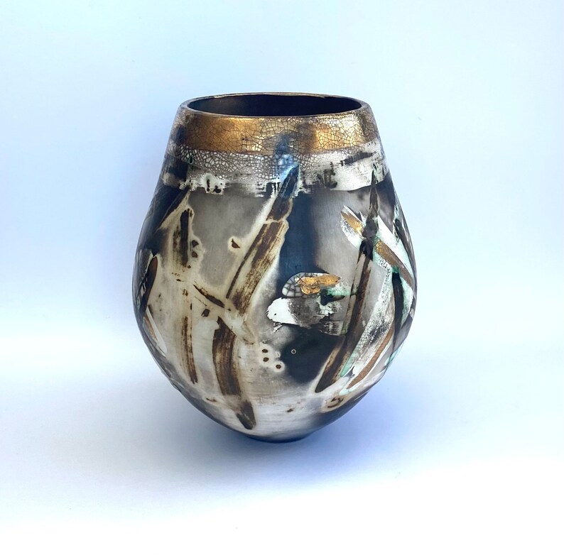 Pit-fired pot with gold. Thoughtful gift for a special friend. image 3