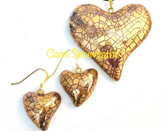 Gold heart pendant set with heart earrings. Gold heart necklace with matching heart earrings. Unique birthday gift.