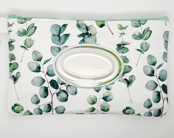 Baby wipes case cover in Eucalyptus leaf print for baby wipes, ideal unisex newborn baby shower gift new mum for nappy bag, wipes pouch