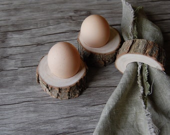 Holz Eierbecher, Rustikale OstertischDeko, Osterei Halter