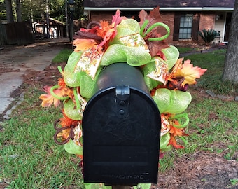 Fall mailbox swag, Fall Mesh Swag, Fall Mailbox decor, bright Fall swag for Mailbox, Fall garland with oak leaves, pumpkin mailbox swag