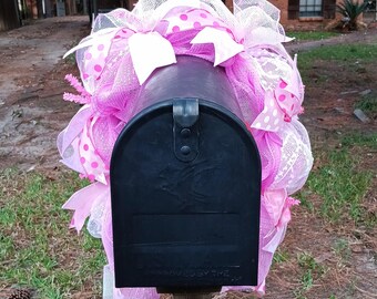It&#39;s a Girl mailbox swag, Baby girl mailbox swag, Baby mailbox bow, Baby Mailbox swag, Its a Girl wreath for mailbox