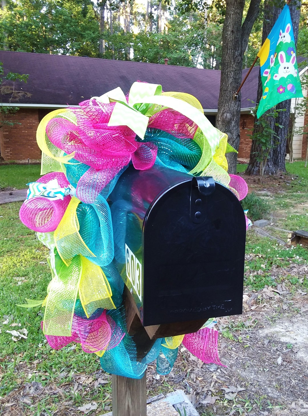 Spring Mailbox Swag, Spring Easter Yard Decor, Bright Mesh Mailbox Swag, Mailbox Decoration