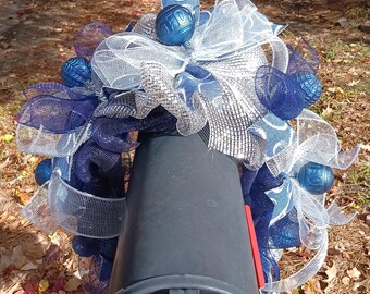 Winter Mailbox swag. mailbox decoration