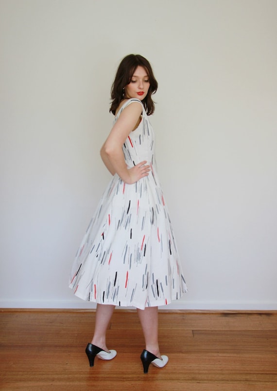 Vintage 1950s ATOMIC Novelty Print Dress / Full S… - image 1