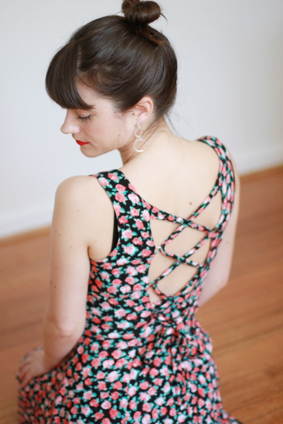 Vintage ROSE Floral Skater Dress / Corset Back / … - image 1