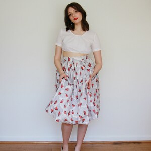 Vintage 1950s Novelty Print Skirt / Cotton HAT Atomic Novelty Print Skirt / 1950s Cotton Skirt / S image 4