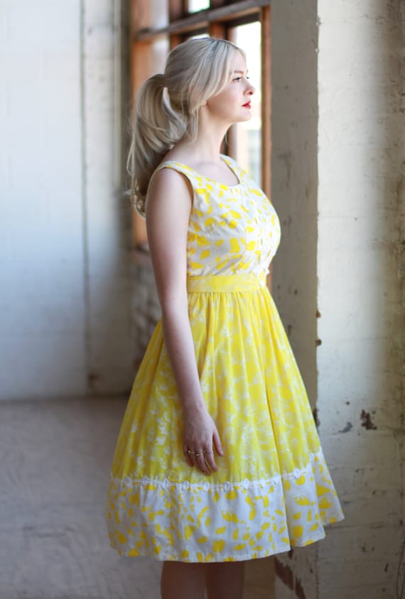 Vintage 1950s Strawberry Print Dress / Yellow Cott