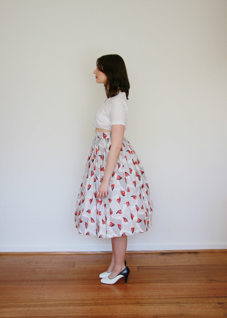 Vintage 1950s Novelty Print Skirt / Cotton HAT Atomic Novelty Print Skirt / 1950s Cotton Skirt / S image 6