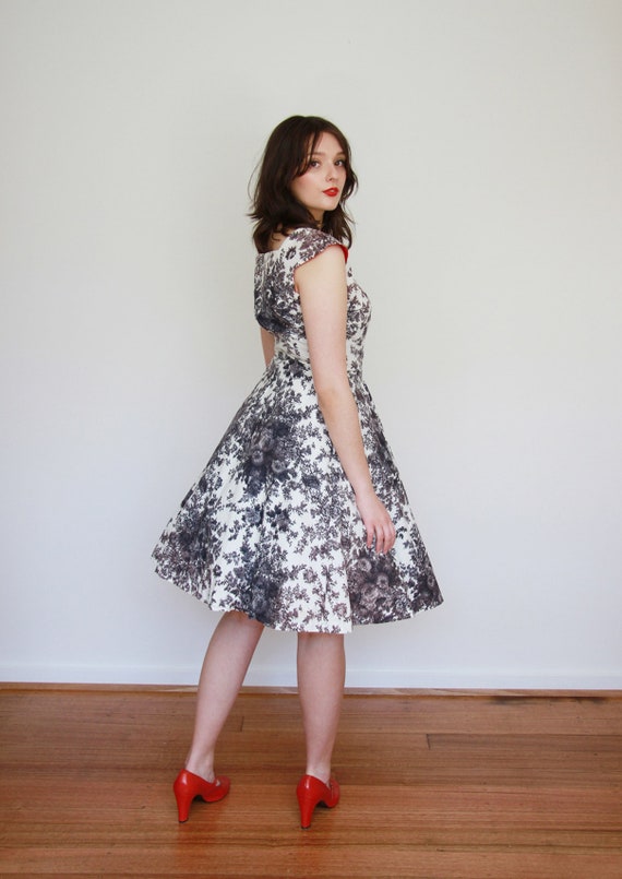 Vintage 1950s Rose Cotton Dress / 50s Floral Dres… - image 4