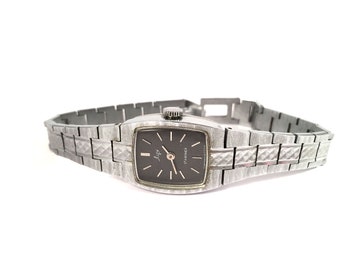 Vintage Damen Uhr genannt "Luch" (eng." Ray"), hergestellt in der UdSSR, Silber-Ton-Uhr, tolle Geschenkidee. Vintage Frauen Armband Uhr.