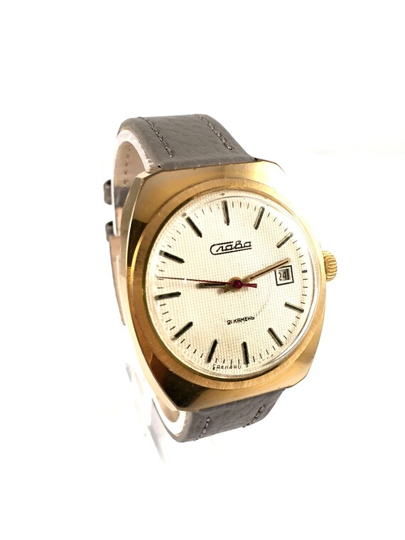 RARE Vintage men's watch called "SLAVA" / eng"GLORY". Lovely cream dial, mechanical Soviet watch. Comes with new leather band!