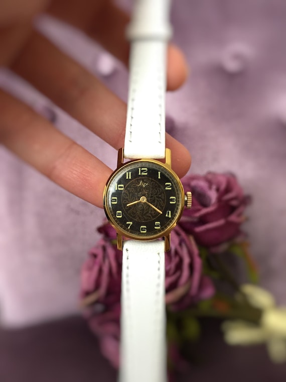 Ray Winton Pink Dial Women’s Watch Ray Winton Women main image 4