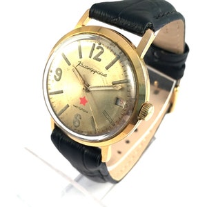 ZELDZAME COLLECTIBLE VINTAGE mannen kijken Vostok "Komandirskie Christopol 2234". Dit Sovjet-horloge wordt geleverd met een gloednieuwe lederen band. Zie Foto's!