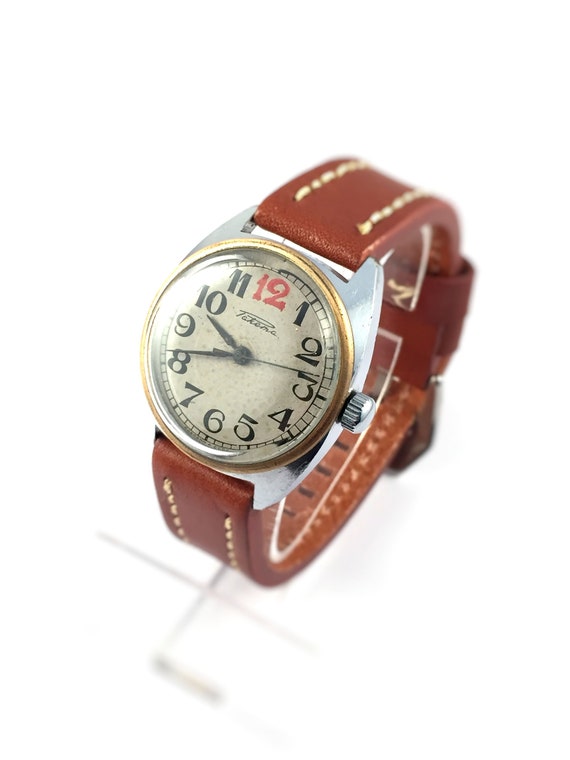 Vintage russian watch outlet brands