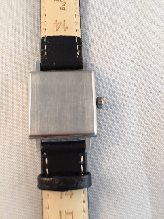 SHENGKE Minimalist Vintage Square Watches For Women With Leather Strap