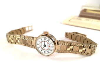 NOS Vintage mini women's wristwatch "SEAGULL" ("Chaika"). Gorgeous tiny Vintage lady watch, gold plated round women's watch!