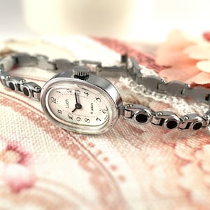 Vintage Ladies watch Luch ( eng.&quot;Ray&quot;), made in USSR, GORGEOUS DIAL, silver tone watch,great gift idea ..