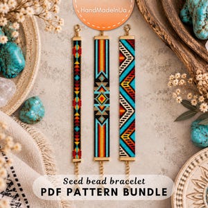 Peut inclure: Trois bracelets en perles de rocaille aux motifs géométriques complexes dans des tons vifs de rouge, jaune, turquoise et noir. Chaque bracelet est doté d'embouts en métal doré et d'une chaînette réglable. Texte : Seed bead bracelet PDF PATTERN BUNDLE.