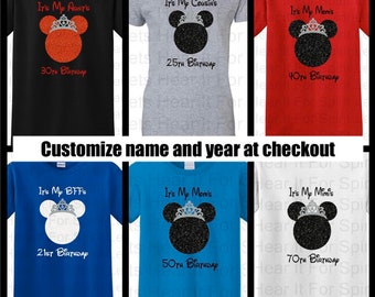 Es el cumpleaños de mi mamá, es el cumpleaños de mi hermana, camisetas de cumpleaños de Disney, camisetas de cumpleaños de la familia Disney, camiseta de vacaciones de cumpleaños de Disney