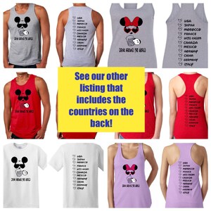Peut inclure: Plusieurs d&eacute;bardeurs et t-shirts avec un personnage de souris de dessin anim&eacute; portant des lunettes de soleil et tenant une chope de bi&egrave;re. Le texte "DRINK AROUND THE WORLD" est imprim&eacute;. Certains ont une liste de pays au dos.