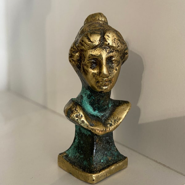 Small bronze bust figurine, artists study , seal , French bust,