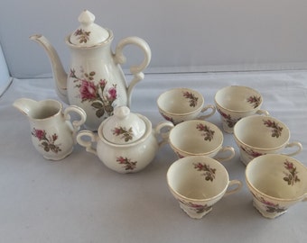 Childs tea set | Etsy 1950er Jahre Kind Spielzeug. Tee Set vorgeben Kinder