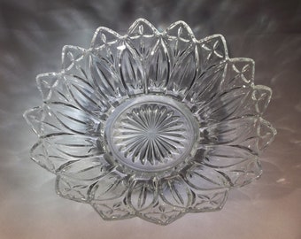 Federal Glass petal bowl