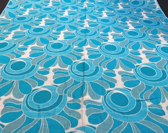 70s fabric 50cmx 120 cm: Prill flowers blue