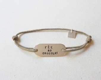 Personalized silver kid's bracelet, adjustable on color cord