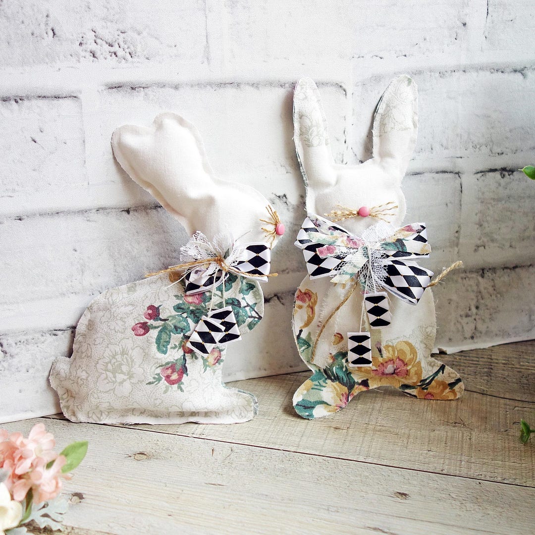 Harlequin Rabbit Patterns Harlequin Bunny Spring Summer Decor Checked Courtly Décor Checked ...