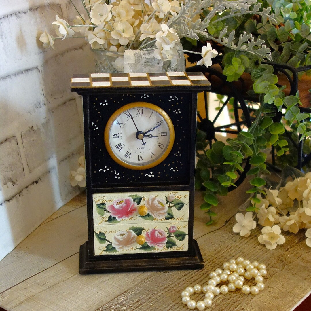 Hand Painted Checks Clock Black White Checkered Frame Clock With Pink